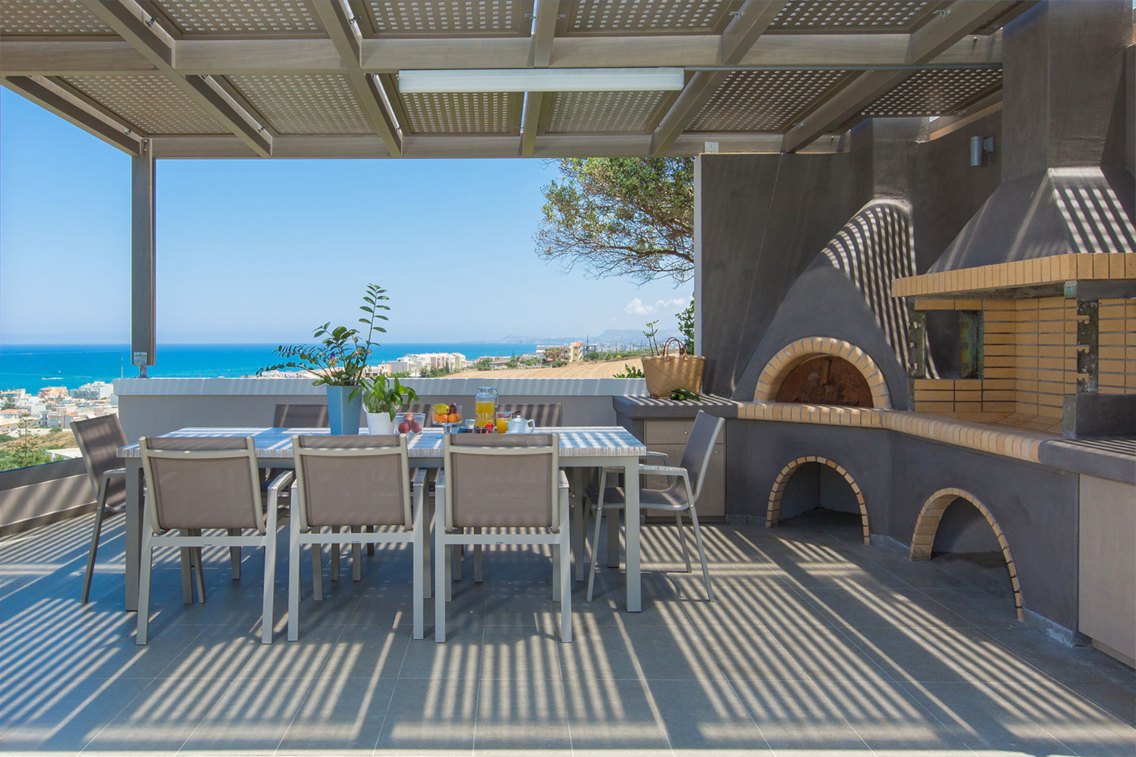 Modern Elegance in a Serene Setting in Crete